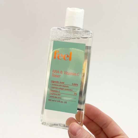 NWT FEEL BRAND AHA & Vitamin C Toner - 5 oz - Retails $43 - Picture 5 of 12